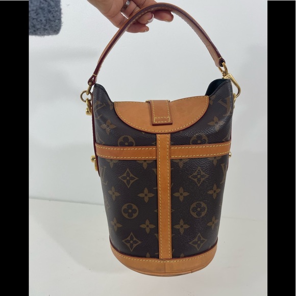 ❤️LOUIS VUITTON❤️
Monogram Duffle Bag - Picture 3 of 13